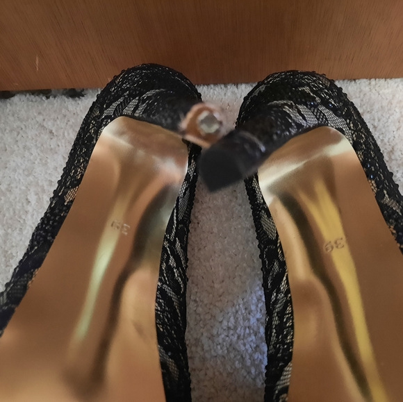 💫HOST PICK💫 House of CB 6 inch heels - Picture 7 of 9